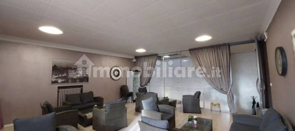 4 rooms Commercial property in Arezzo, Italy No. 207095 9