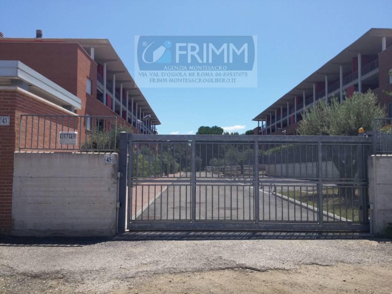 2 rooms Apartment in Rome, Italy No. 28789