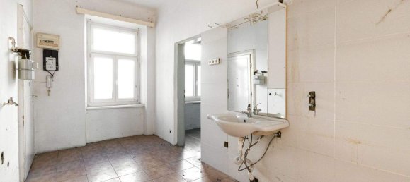 2 rooms Apartment in Favoriten, Austria No. 189765 6