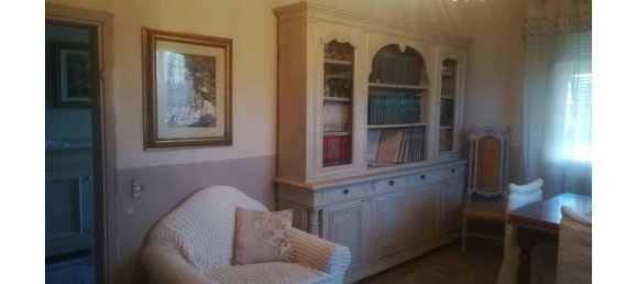 Дом с 5 спальнями в Винчи, Италия № 254725 5