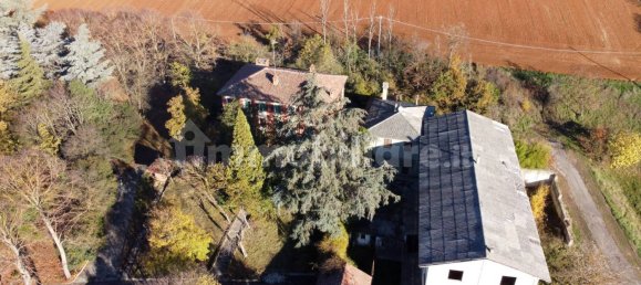 8 bedrooms House in Alessandria, Italy No. 273036 3