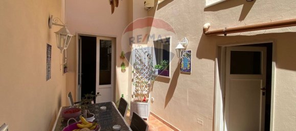 3 Schlafzimmer Wohnung in Trani, Italy, Nr. 363322 8