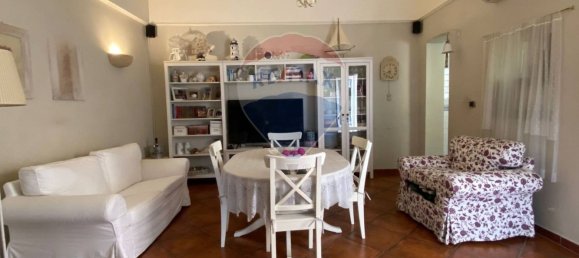 3 Schlafzimmer Wohnung in Trani, Italy, Nr. 363322 12