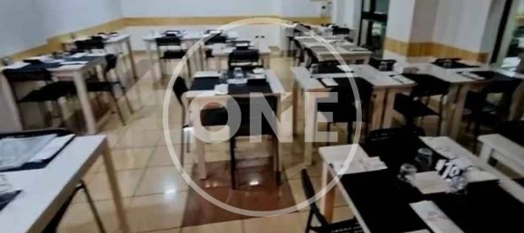 Gewerbliche Immobilie in Pomezia, Italy 60m², Nr. 311791 5