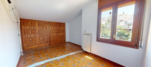 4 bedrooms House in El Masnou, Spain No. 175578 70