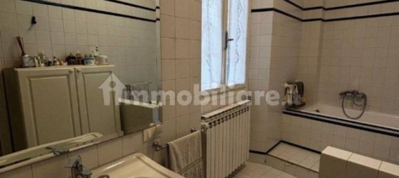 Apartamento T2 em Cellatica, Italy N.º 338878 4