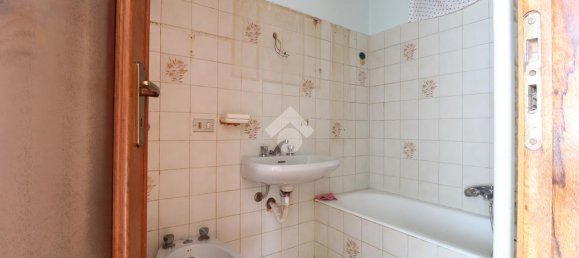 3غرفة منزل في Voghera, Italy رقم 151803 20