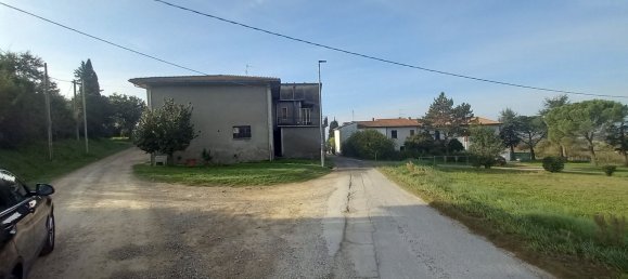 Casa de 14 divisões em Arezzo, Italy N.º 128120 2