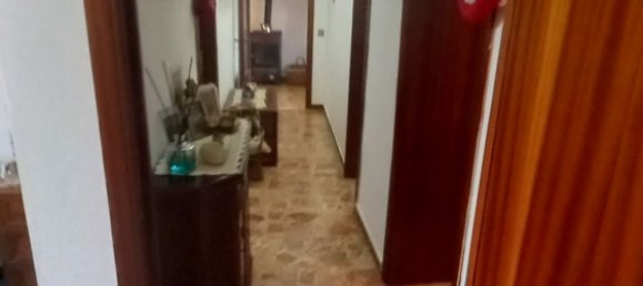 Casa de 14 divisões em Arezzo, Italy N.º 128120 16