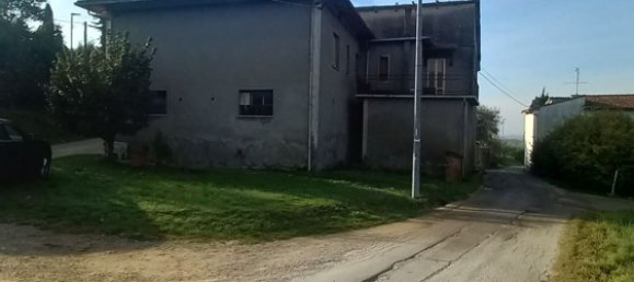 Casa de 14 divisões em Arezzo, Italy N.º 128120 4