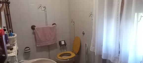 Casa de 14 divisões em Arezzo, Italy N.º 128120 14