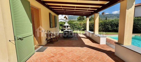 3 bedrooms Villa in Capannori, Italy No. 354496 12