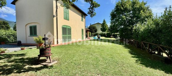3 bedrooms Villa in Capannori, Italy No. 354496 4