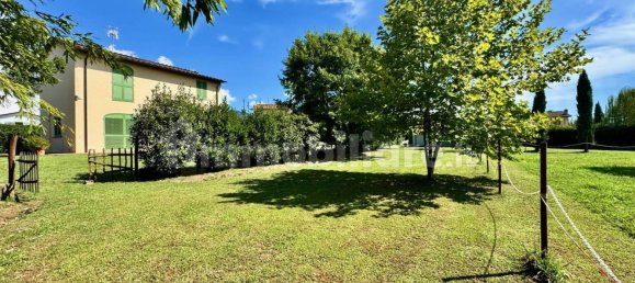 3 bedrooms Villa in Capannori, Italy No. 354496 3