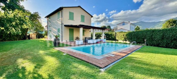 3 bedrooms Villa in Capannori, Italy No. 354496 38