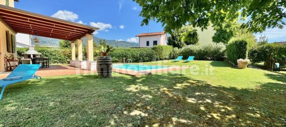 3 bedrooms Villa in Capannori, Italy No. 354496 6