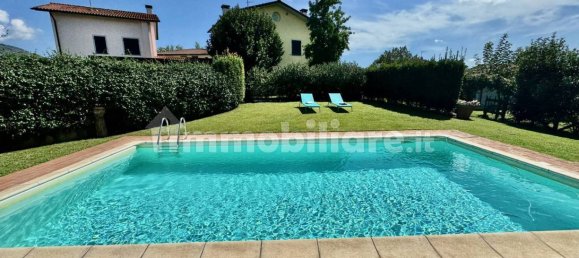 3 bedrooms Villa in Capannori, Italy No. 354496 10