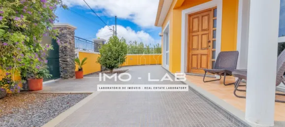 5 غرف نوم فيلا في Calheta, Portugal رقم 139957 14