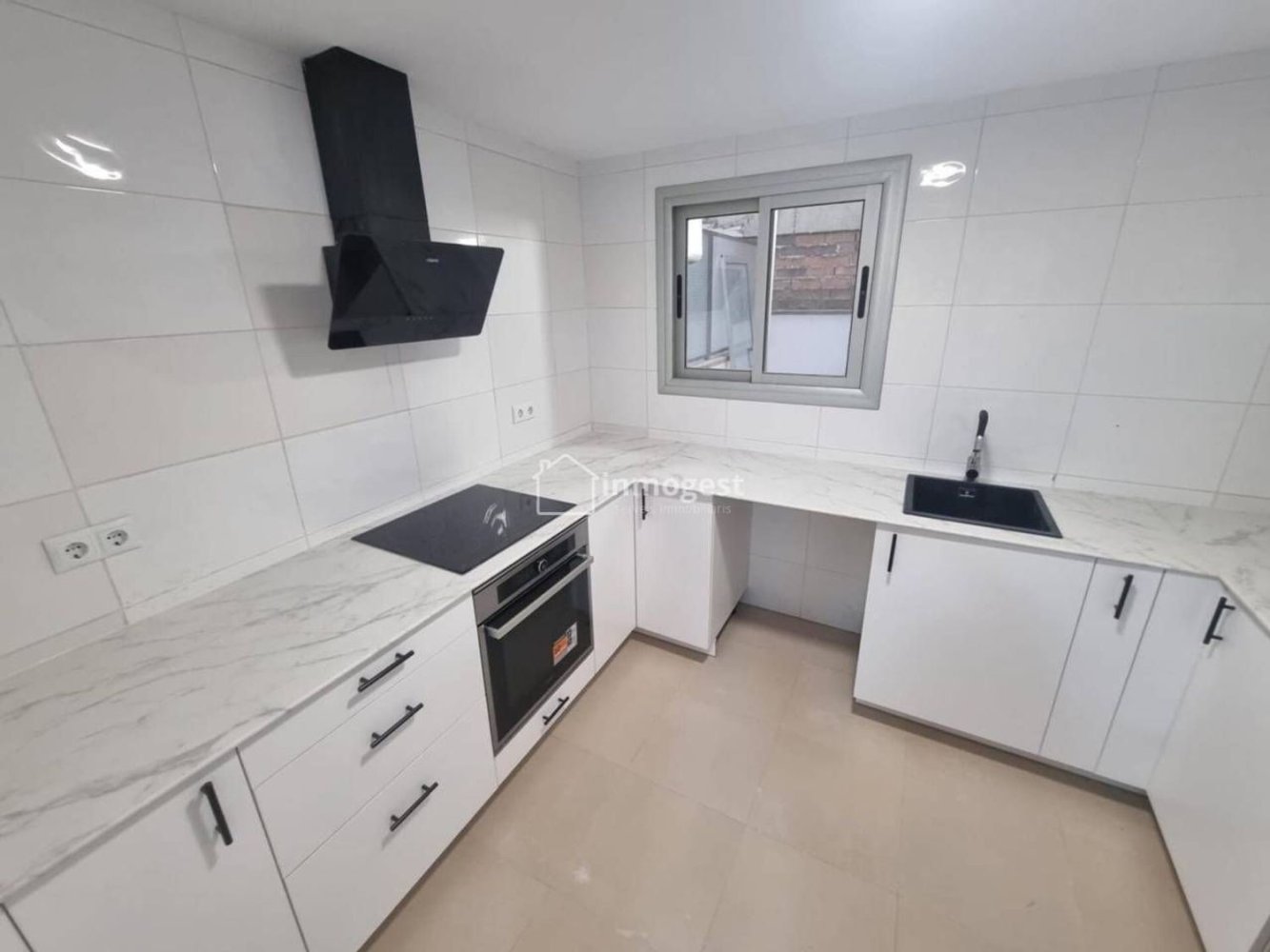 2 chambres Duplex à Salt, Spain No. 271390