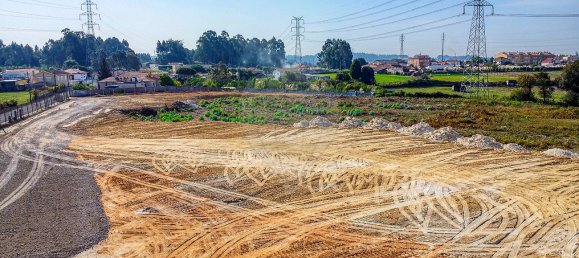 19500m² Land in Vila Nova de Gaia, Portugal No. 43037 9