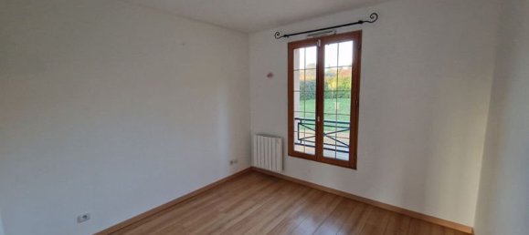 Casa de 5 dormitorios en Maintenon, France No. 96899 15