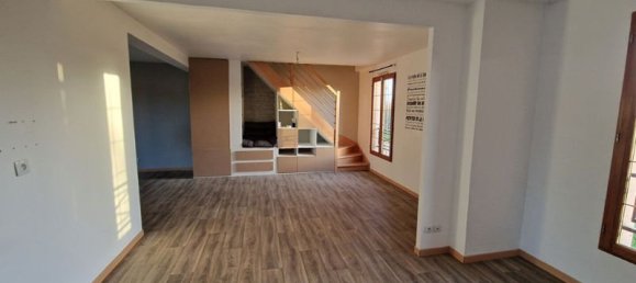 Casa de 5 dormitorios en Maintenon, France No. 96899 12