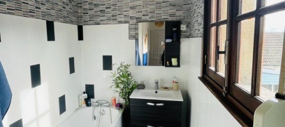 Casa de 3 dormitorios en Bucquoy, France No. 229069 8