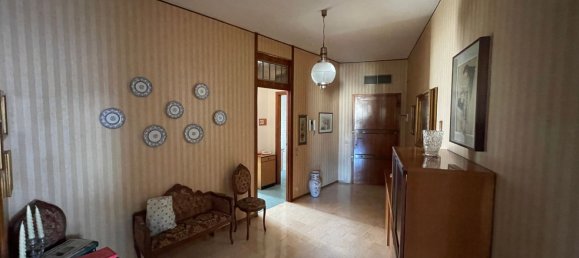 5-salle Appartement à Treviglio, Italy No. 238035 8