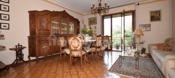 2 bedrooms Apartment in Pinerolo, Italy No. 302778 2
