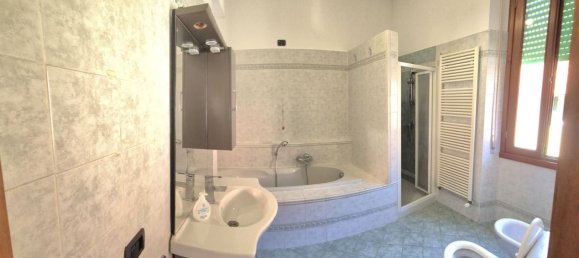 Apartamento de 3 dormitorios en Lecco, Italy No. 365526 30