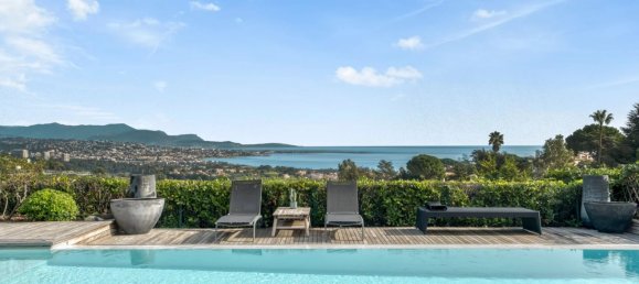 3 bedrooms Commercial property in Villeneuve-Loubet, France No. 38159 9