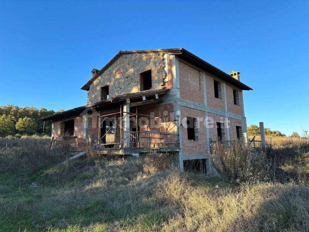 Дом с 5 спальнями в Читта делла Пьеве, Италия № 170339