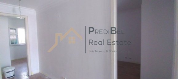 7 rooms House in Rio de Mouro, Portugal No. 166120 11