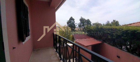 7 rooms House in Rio de Mouro, Portugal No. 166120 3