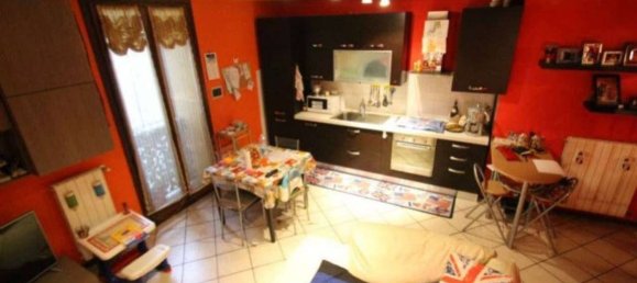 Apartamento de 3 divisões em Castello di Brianza, Italy N.º 87563 5