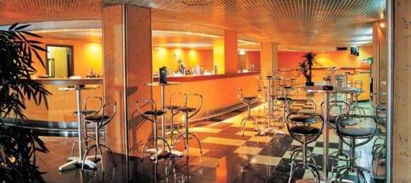 6382m² Building in Albufeira, Portugal No. 50895 16