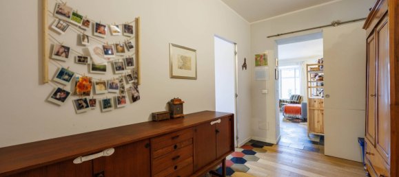 2 bedrooms Apartment in Turin, Italy No. 364125 8