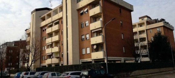 3غرفة شقة في Rho, Italy رقم 331515 3