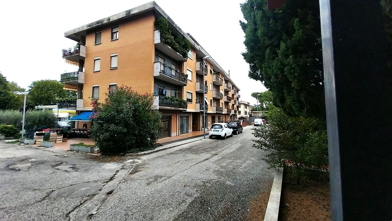 Apartamento T5 em Foligno, Italy N.º 317701