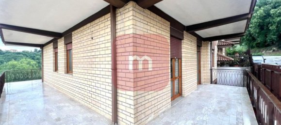 Apartamento de 6 habitaciónes en Frosinone, Italy No. 48266 31