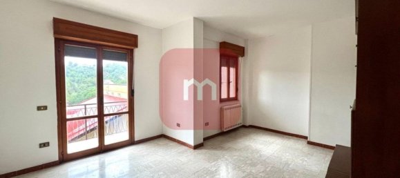 Apartamento de 6 habitaciónes en Frosinone, Italy No. 48266 10