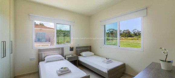 Дом с 4 спальнями в Протарас, Кипр № 24029 24