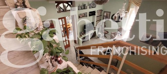 5غرفة فيلا في Syracuse, Italy رقم 242860 2