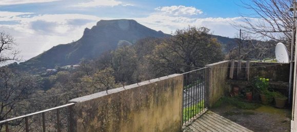 4-Zimmer Haus in Castelmola, Italy, Nr. 37656 30