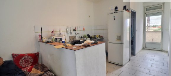 2 bedrooms Apartment in Lunel, France No. 83012 3