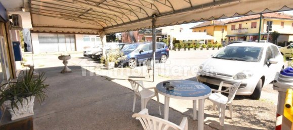 3 rooms Commercial property in Cavallino-Treporti, Italy No. 285046 3