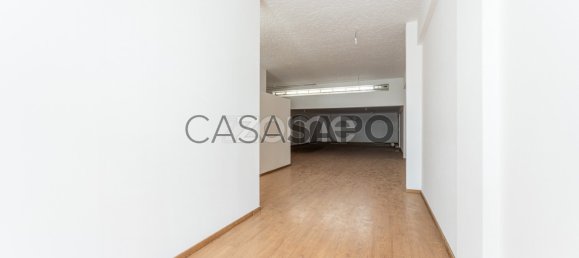 150m² Commercial property in Espinho, Portugal No. 190454 8