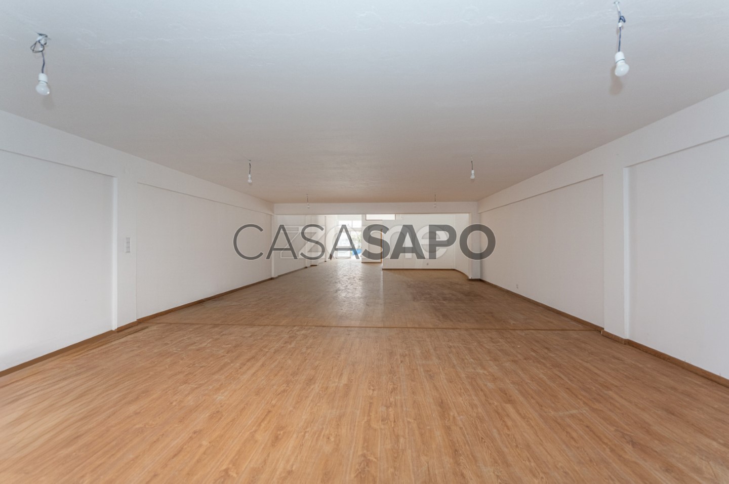 Gewerbliche Immobilie in Espinho, Portugal 150m², Nr. 190454