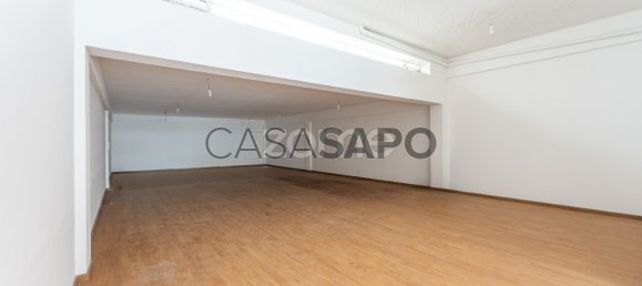 150m² Commercial property in Espinho, Portugal No. 190454 12