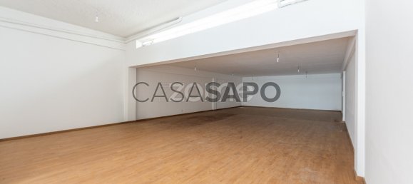 150m² Commercial property in Espinho, Portugal No. 190454 11